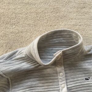 Vineyard Vines Gray Quilted Sweatshirt